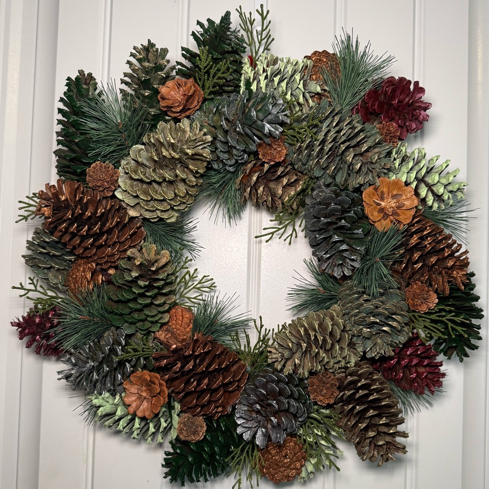 Weath new handmade rustic pinecones